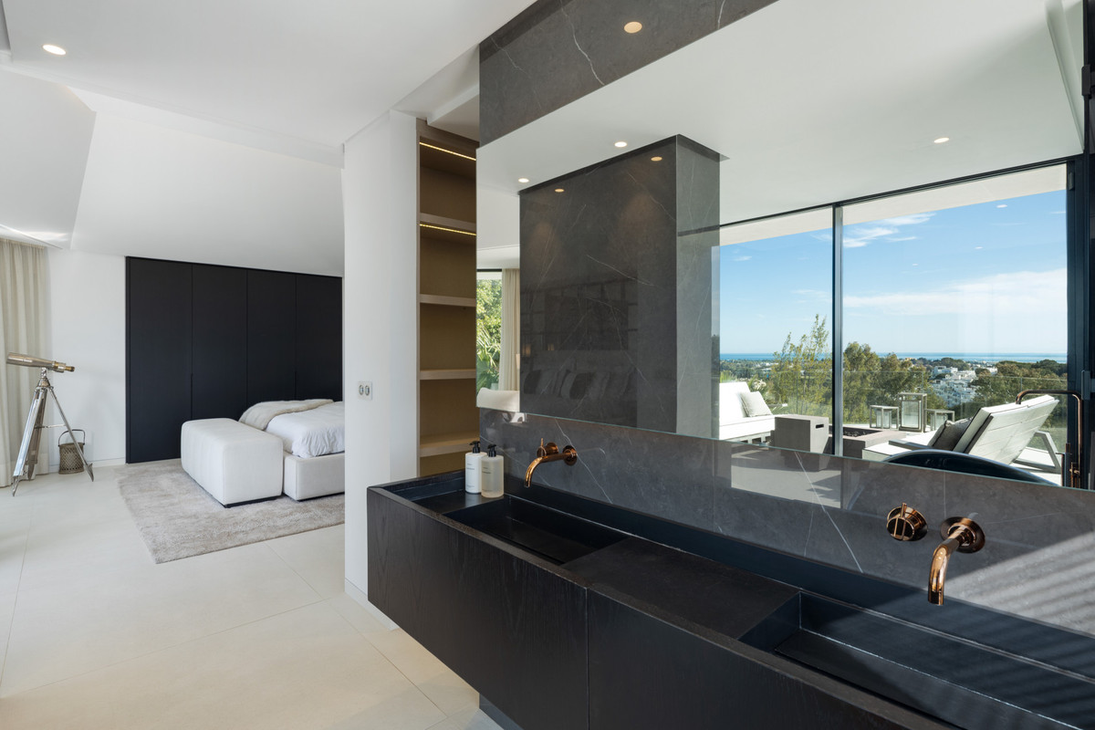 Te koop Vrijstaande Villa Costa Del Sol Benahavís € 5.895.000,-