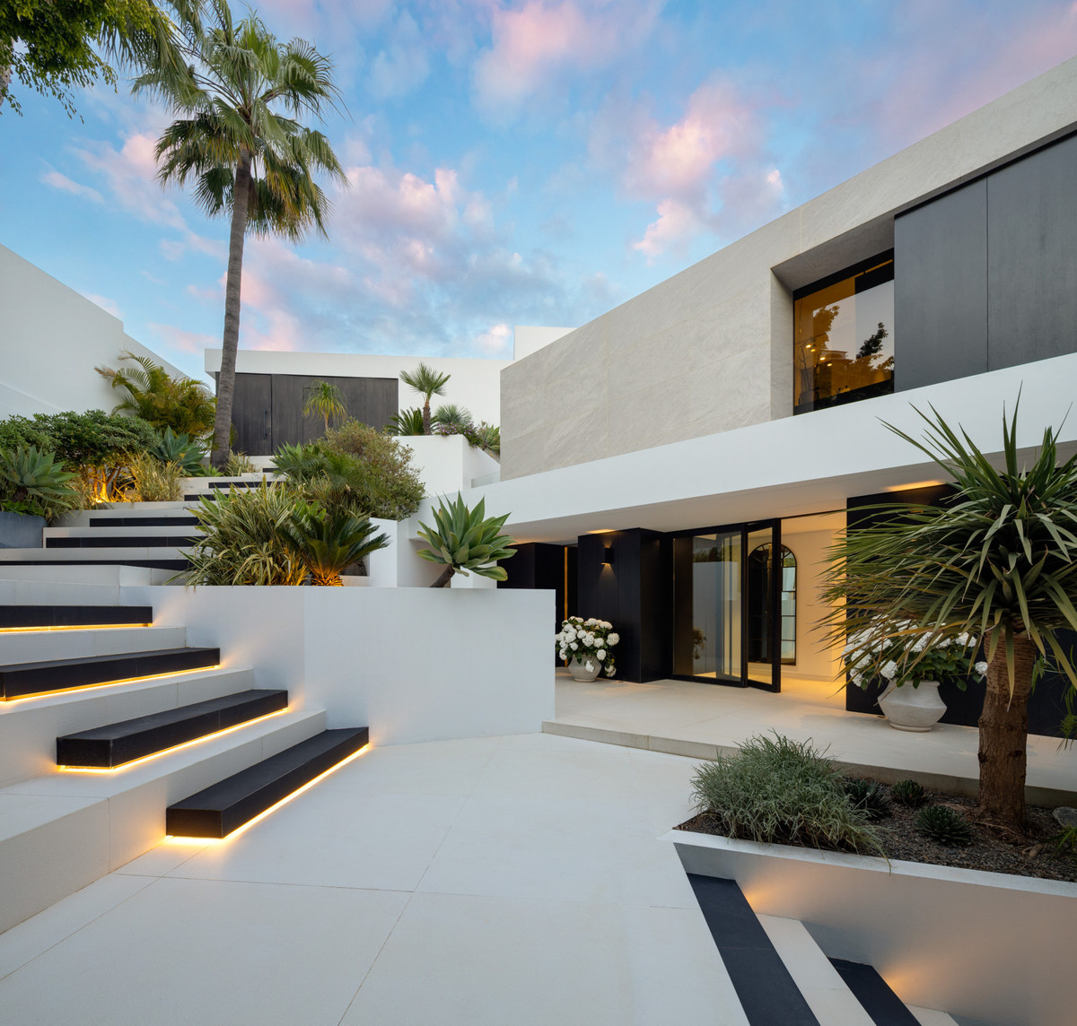 Te koop Vrijstaande Villa Costa Del Sol Benahavís € 5.895.000,-