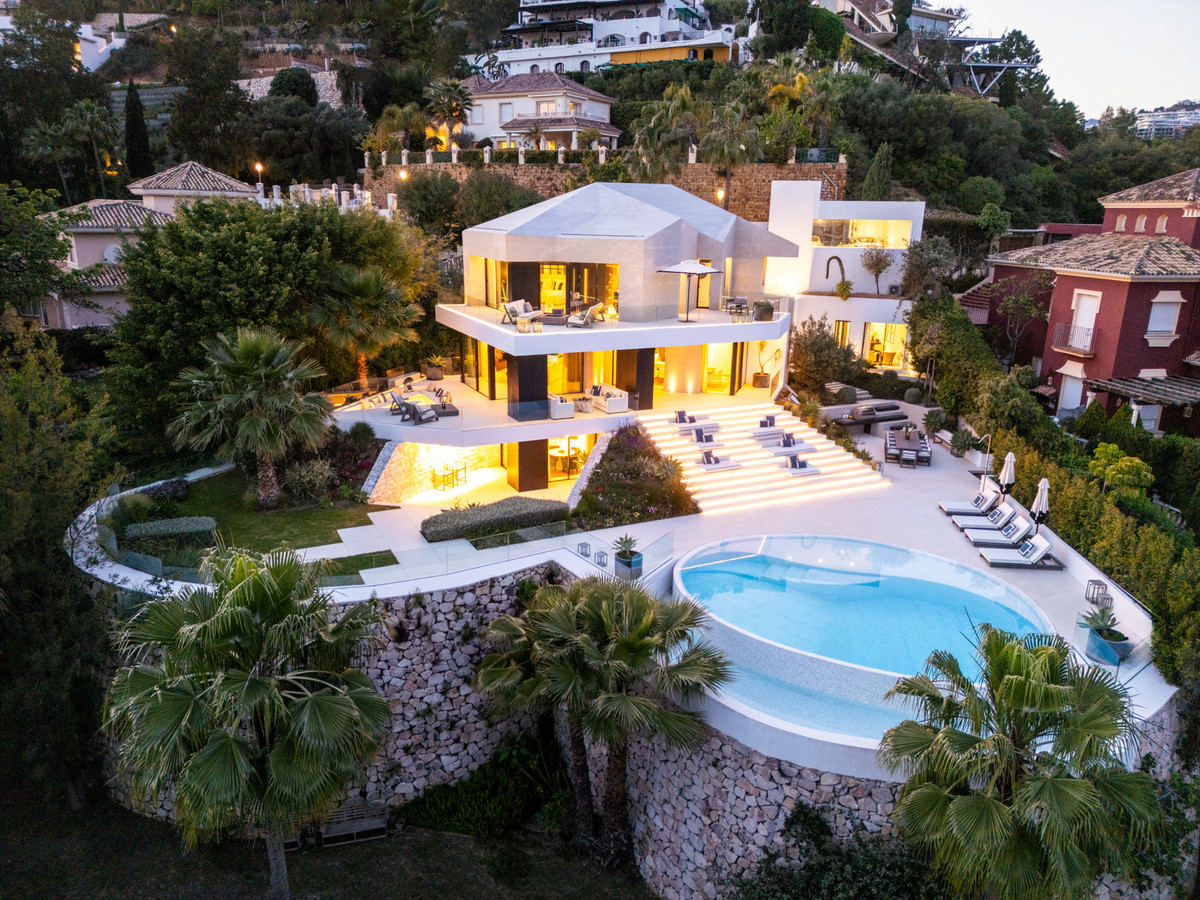 Te koop Vrijstaande Villa Costa Del Sol Benahavís € 5.895.000,-