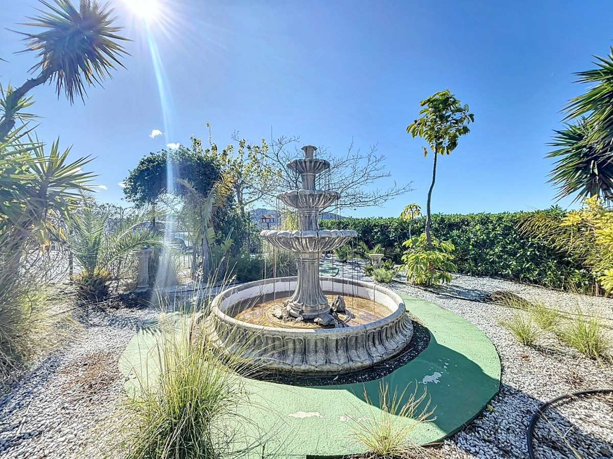 Te koop Vrijstaande Villa Costa Del Sol Canillas De Aceituno € 345.000,-