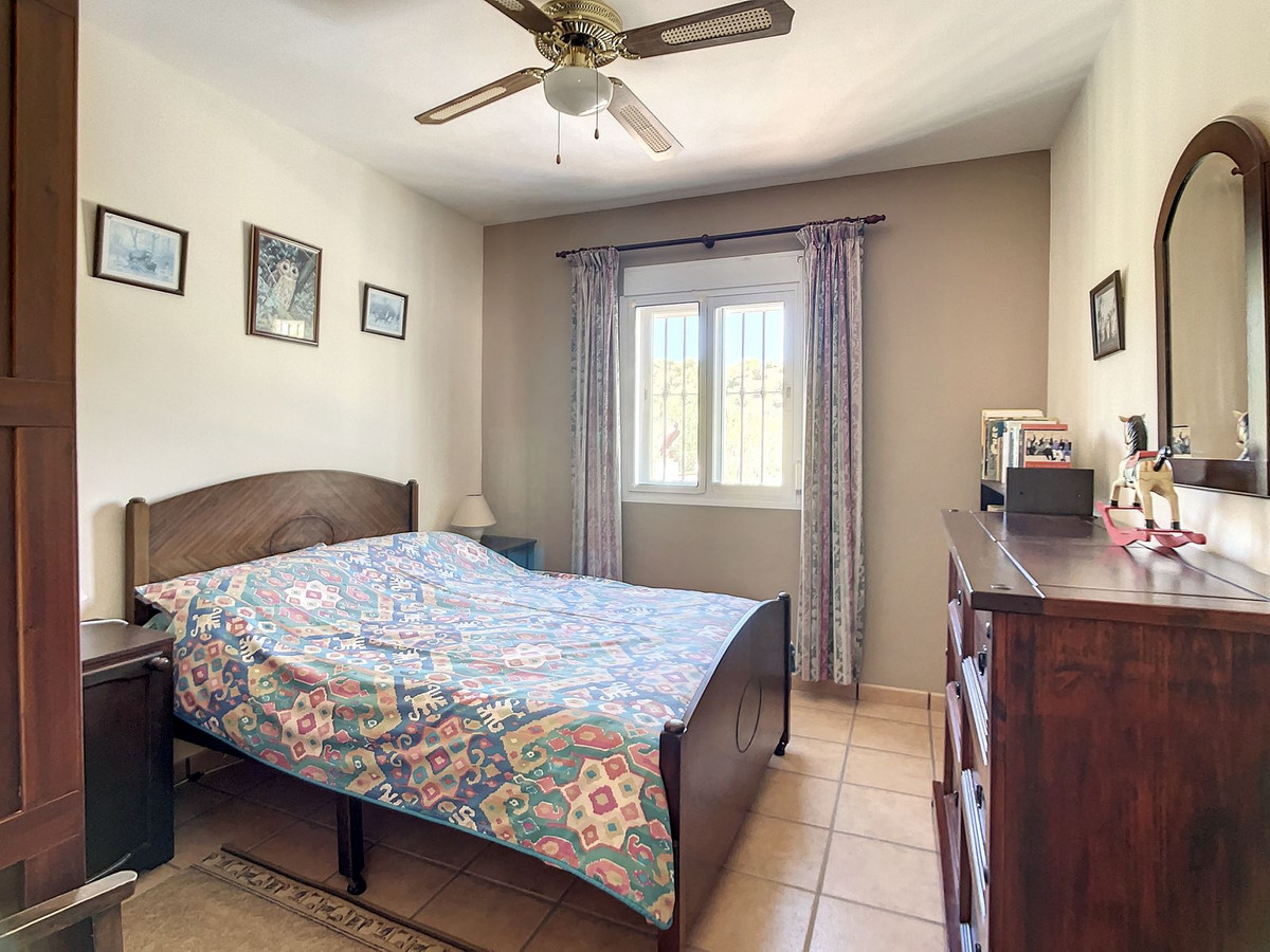 Te koop Finca - Cortijo Costa Del Sol Sedella € 425.000,-