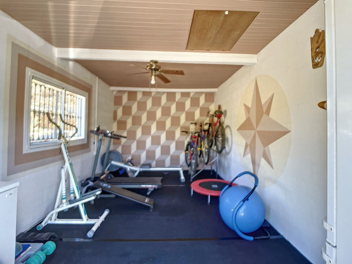 Te koop Finca - Cortijo Costa Del Sol Sedella € 425.000,-