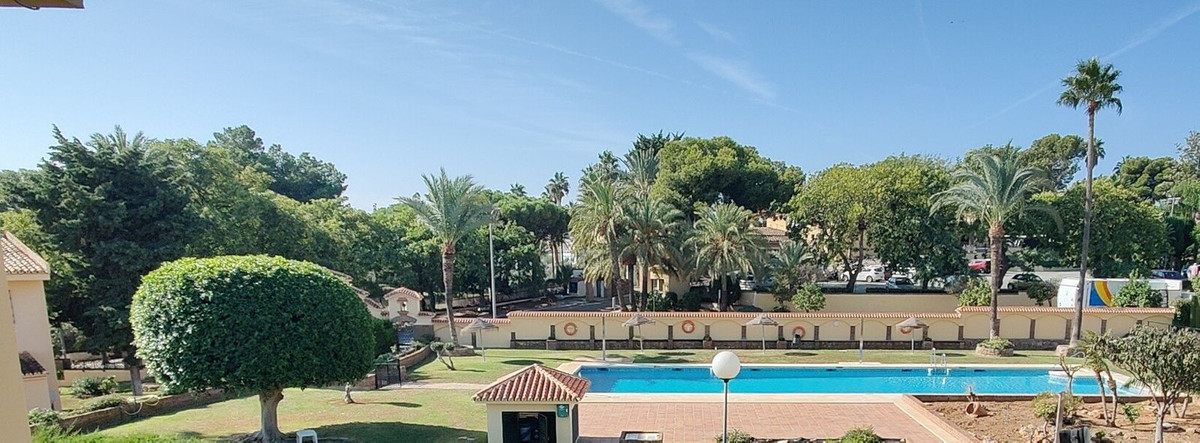 Te koop Herenhuis Costa Del Sol Torrequebrada € 395.000,-