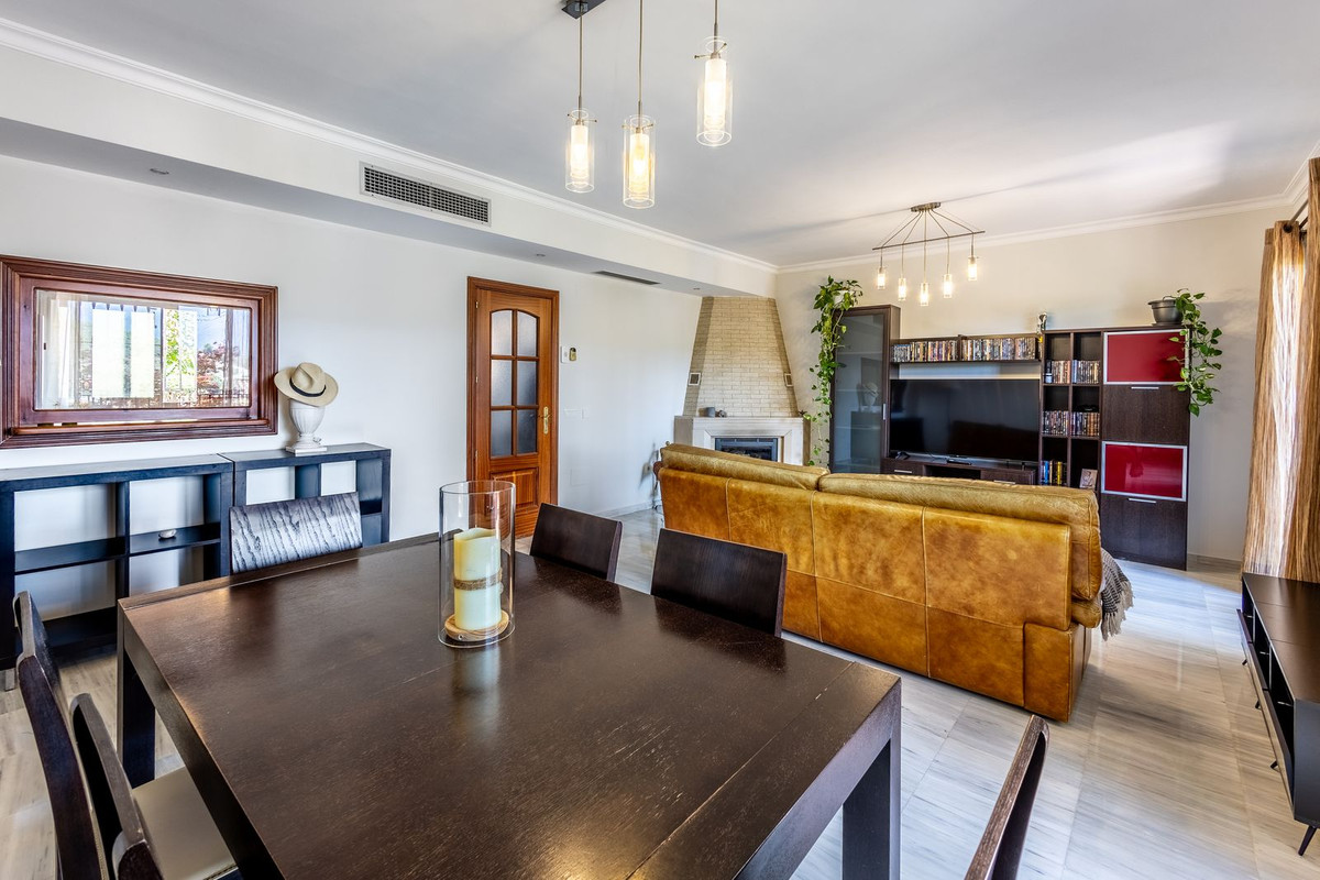 Te koop Herenhuis Costa Del Sol Alhaurin Golf € 365.000,-