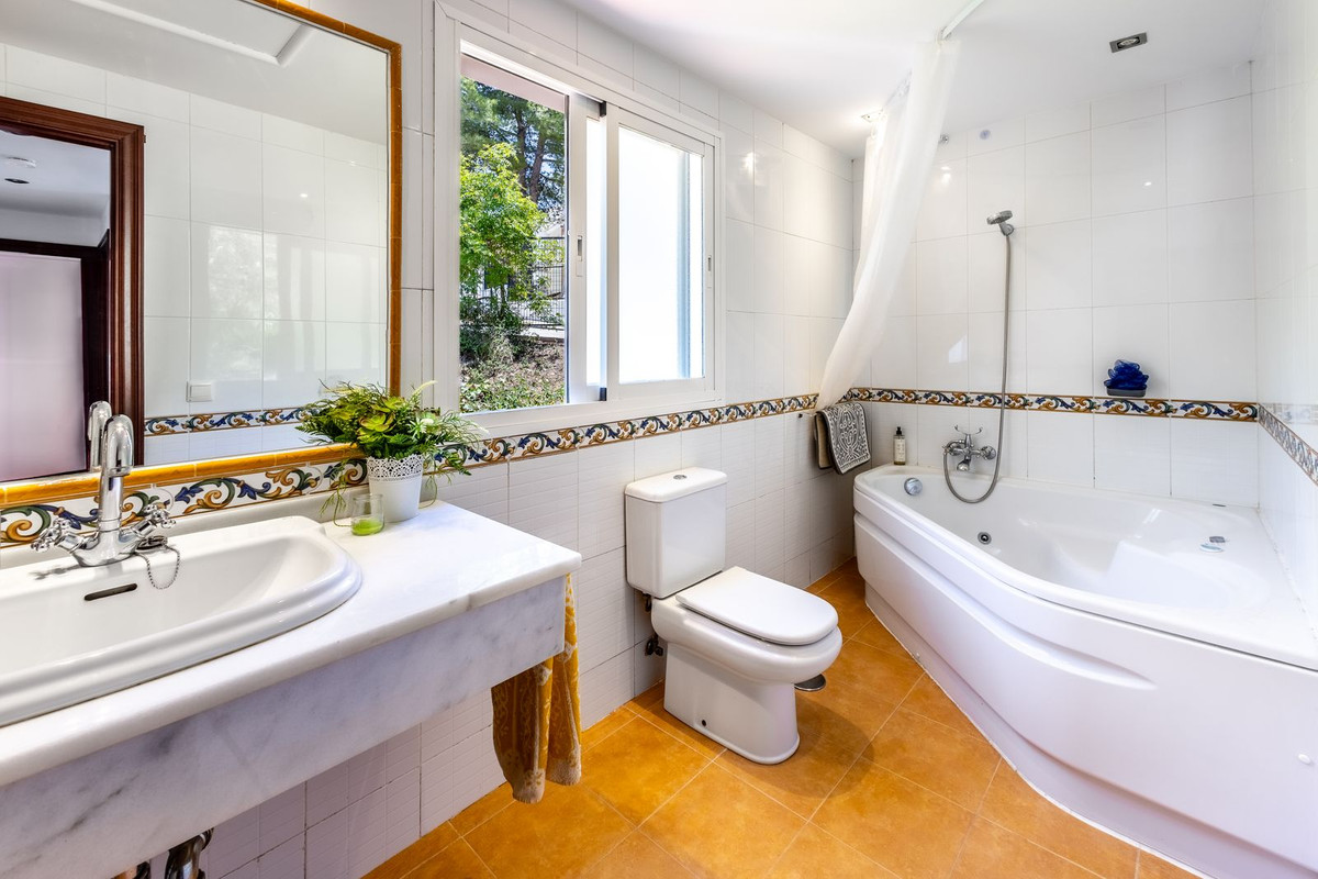 Te koop Herenhuis Costa Del Sol Alhaurin Golf € 365.000,-