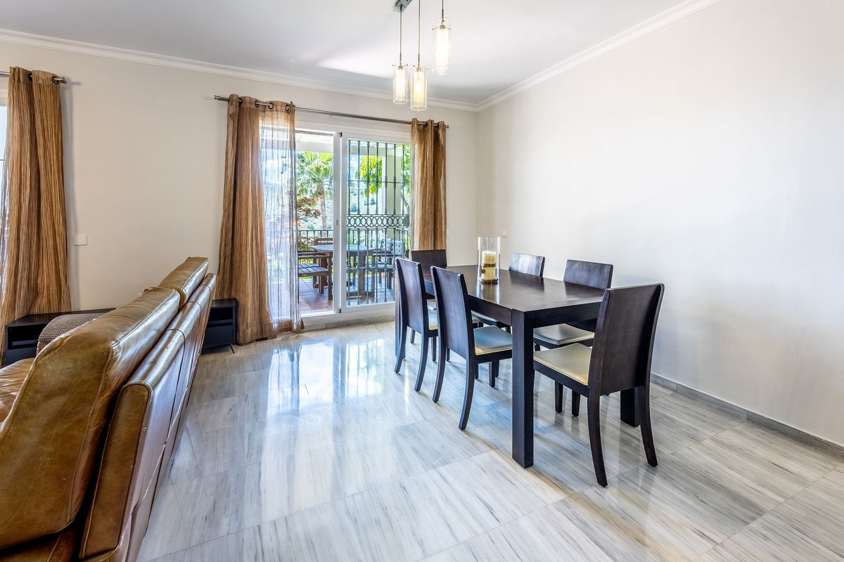 Te koop Herenhuis Costa Del Sol Alhaurin Golf € 365.000,-