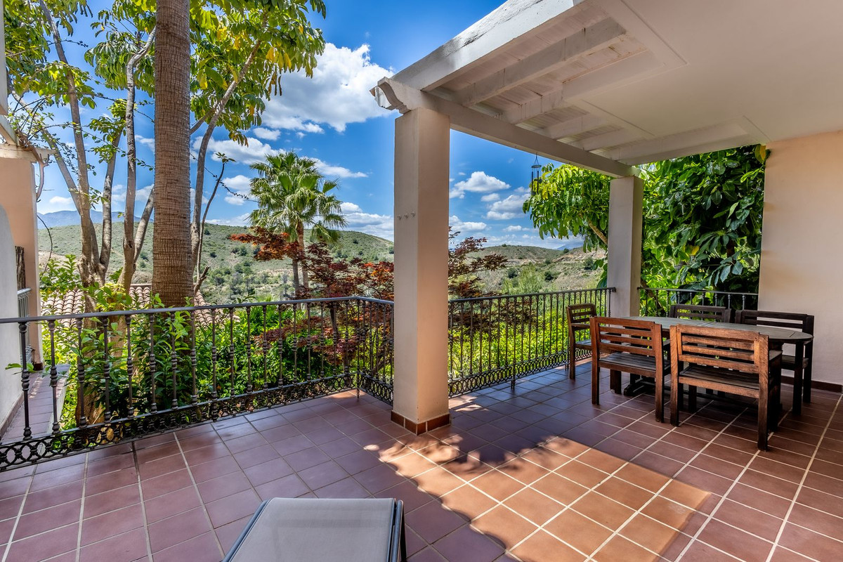 Te koop Herenhuis Costa Del Sol Alhaurin Golf € 365.000,-