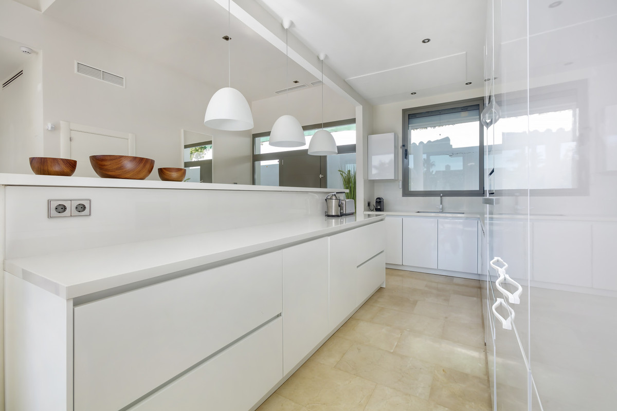 Te koop Vrijstaande Villa Costa Del Sol La Quinta € 2.650.000,-