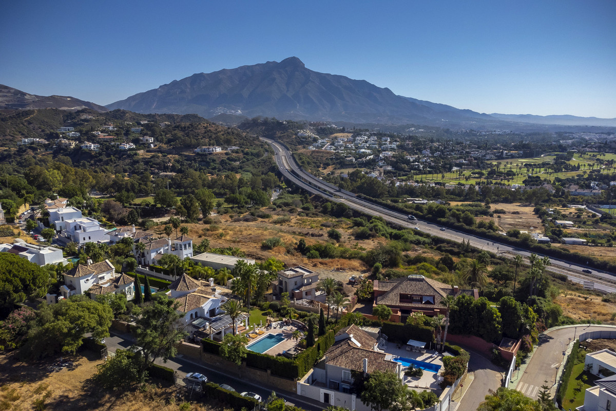 Te koop Vrijstaande Villa Costa Del Sol La Quinta € 2.650.000,-