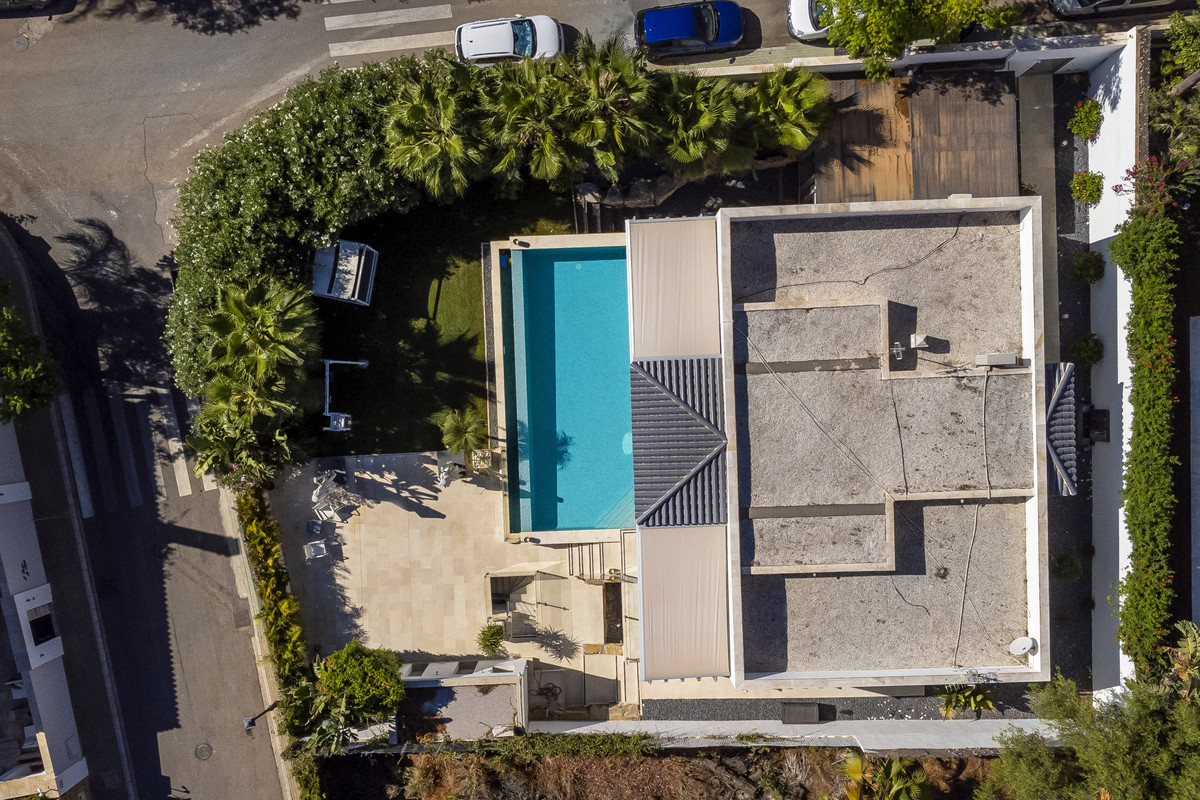 Te koop Vrijstaande Villa Costa Del Sol La Quinta € 2.650.000,-