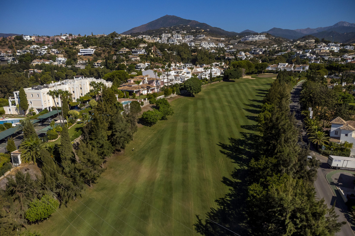 Te koop Vrijstaande Villa Costa Del Sol La Quinta € 2.650.000,-