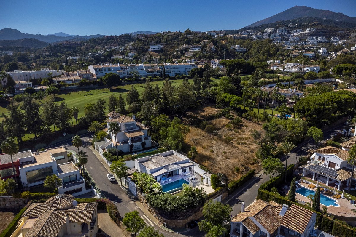 Te koop Vrijstaande Villa Costa Del Sol La Quinta € 2.650.000,-