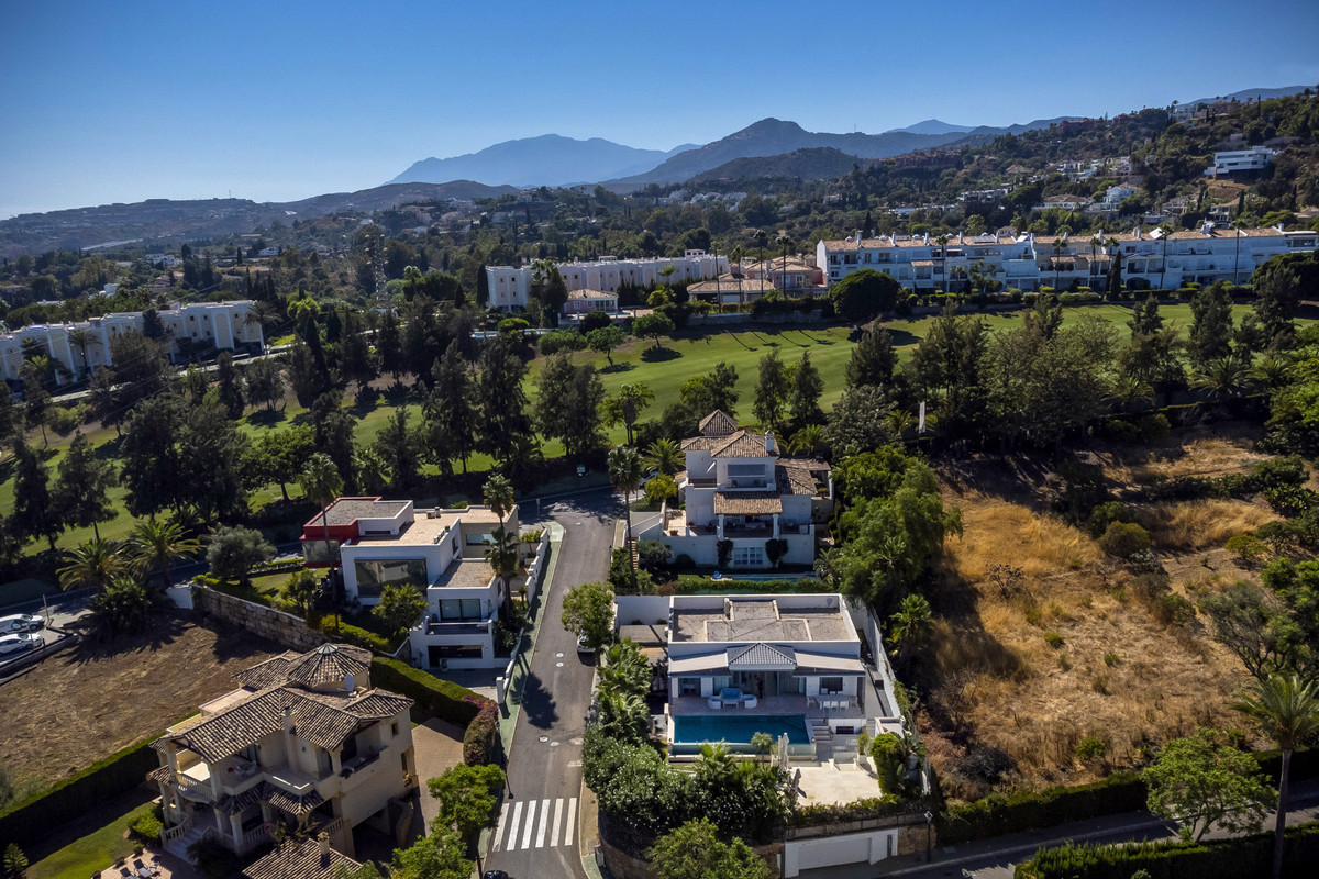 Te koop Vrijstaande Villa Costa Del Sol La Quinta € 2.650.000,-