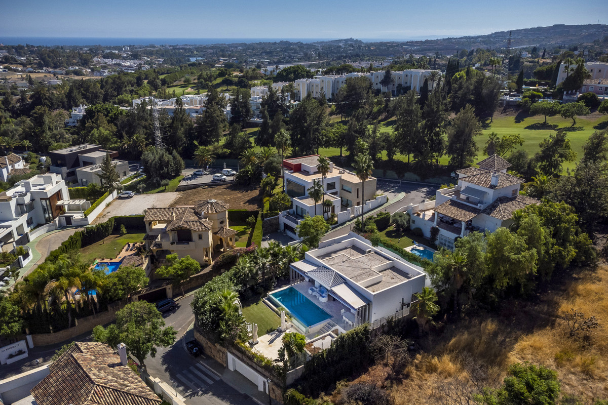 Te koop Vrijstaande Villa Costa Del Sol La Quinta € 2.650.000,-