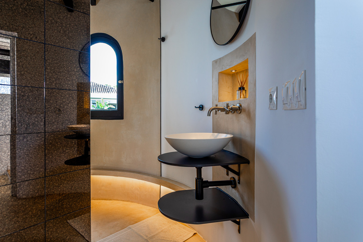 Te koop Vrijstaande Villa Costa Del Sol Hacienda Las Chapas € 2.495.000,-