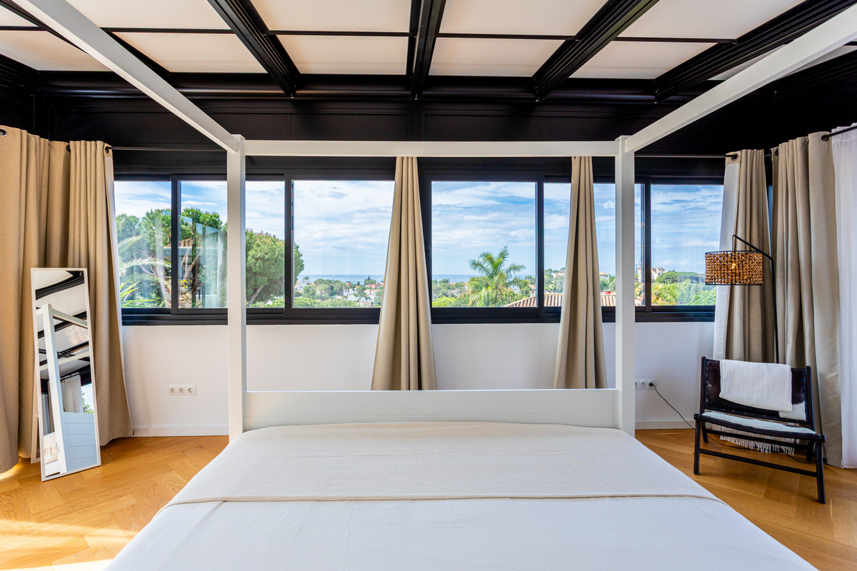 Te koop Vrijstaande Villa Costa Del Sol Hacienda Las Chapas € 2.495.000,-