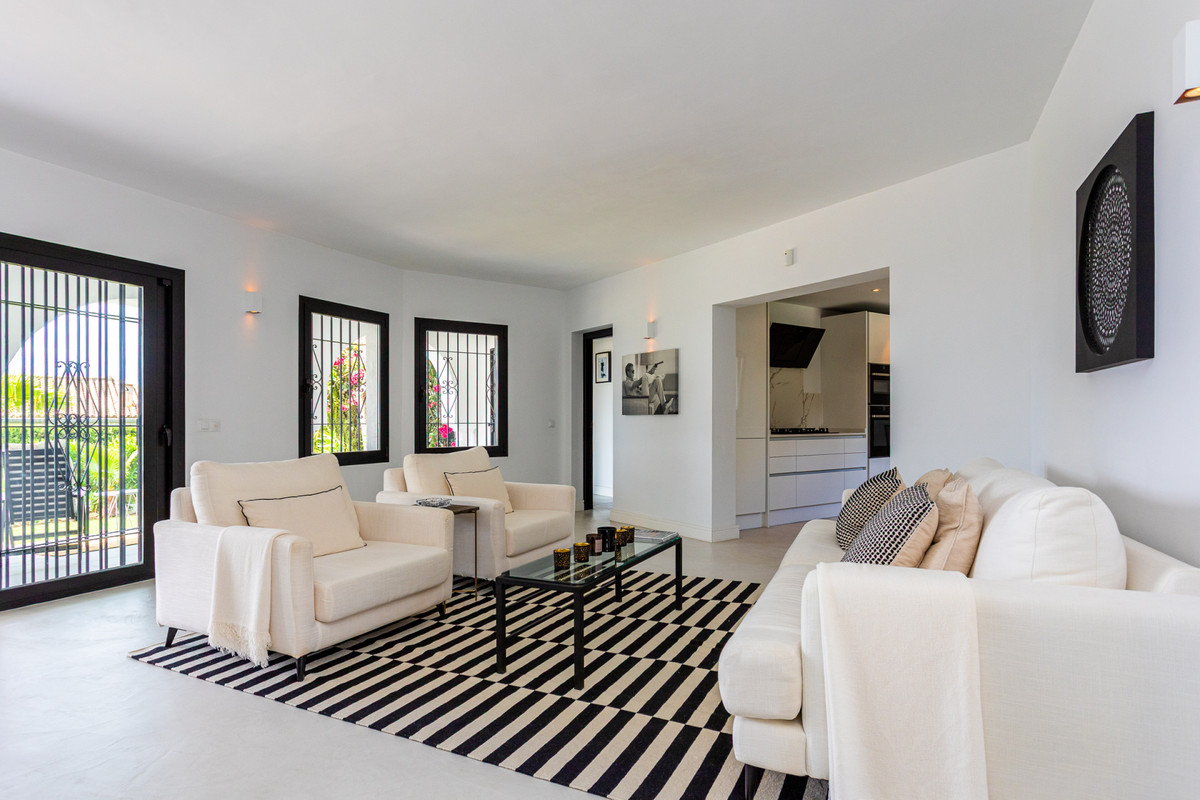 Te koop Vrijstaande Villa Costa Del Sol Hacienda Las Chapas € 2.495.000,-