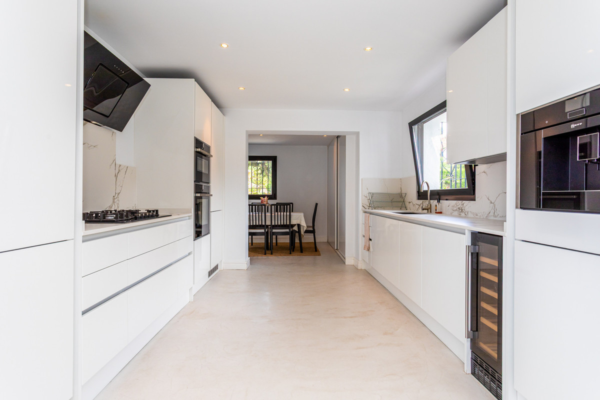 Te koop Vrijstaande Villa Costa Del Sol Hacienda Las Chapas € 2.495.000,-