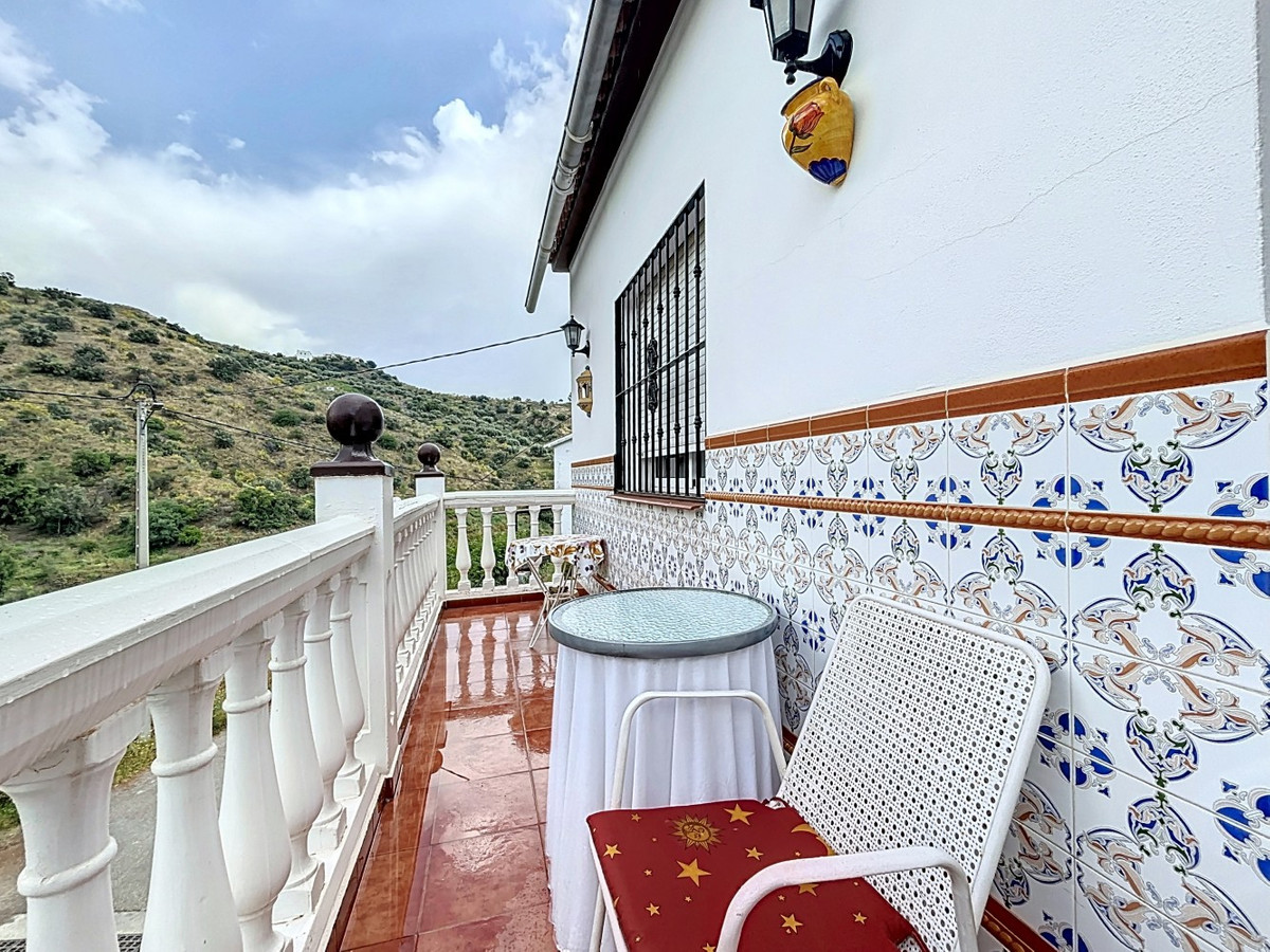 Te koop Vrijstaande Villa Costa Del Sol La Viñuela € 360.000,-