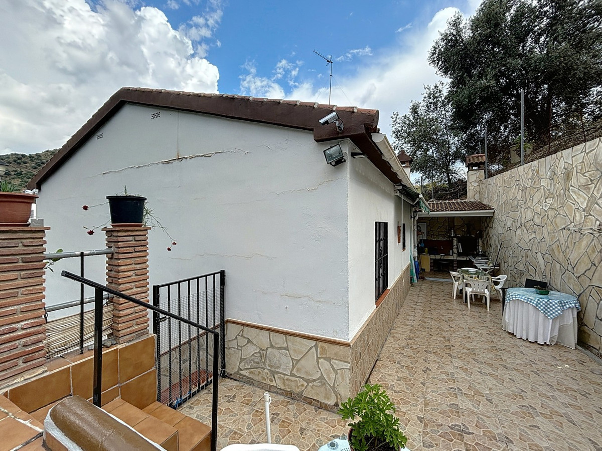 Te koop Vrijstaande Villa Costa Del Sol La Viñuela € 360.000,-