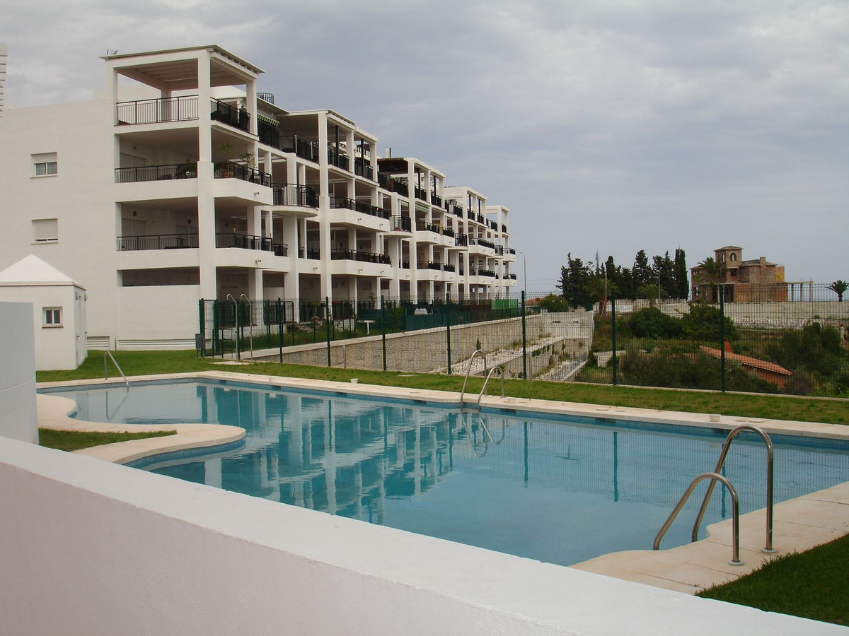 Te koop Middle Floor Apartment Costa Del Sol Rincón De La Victoria € 410.000,-