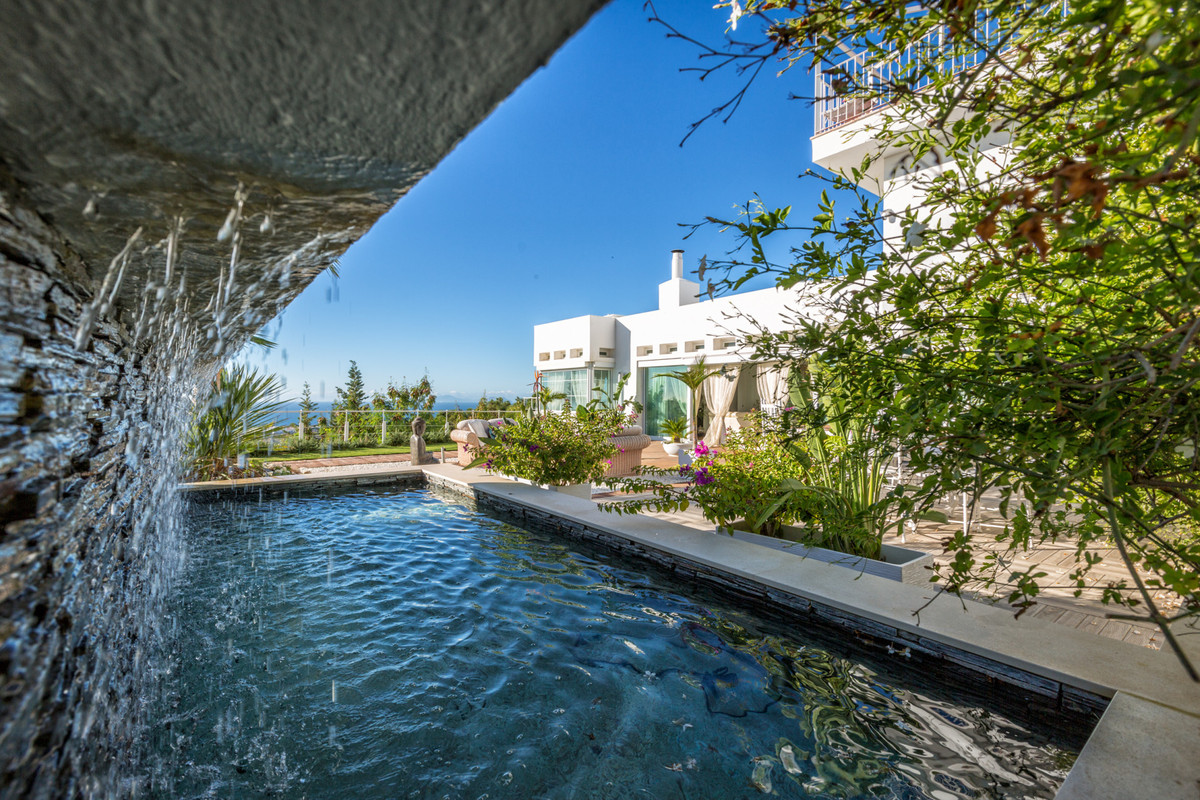 Te koop Vrijstaande Villa Costa Del Sol Estepona € 4.260.000,-