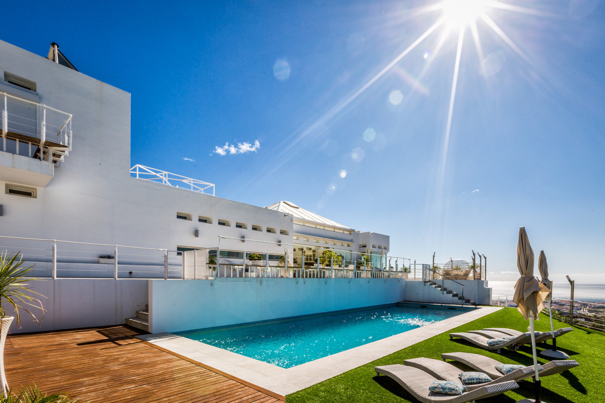 Te koop Vrijstaande Villa Costa Del Sol Estepona € 4.260.000,-