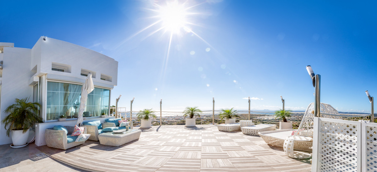 Te koop Vrijstaande Villa Costa Del Sol Estepona € 4.260.000,-