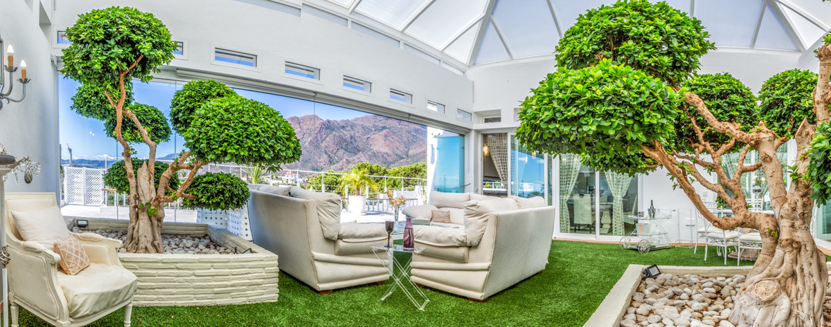 Te koop Vrijstaande Villa Costa Del Sol Estepona € 4.260.000,-