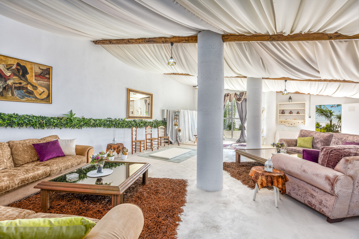 Te koop Vrijstaande Villa Costa Del Sol Estepona € 4.260.000,-