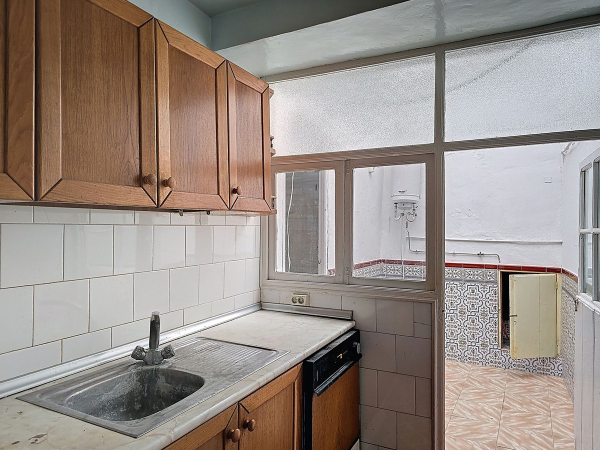 Te koop Herenhuis Costa Del Sol Cómpeta € 210.000,-