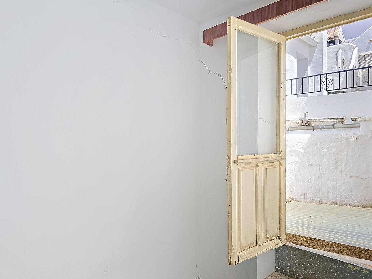 Te koop Herenhuis Costa Del Sol Cómpeta € 210.000,-