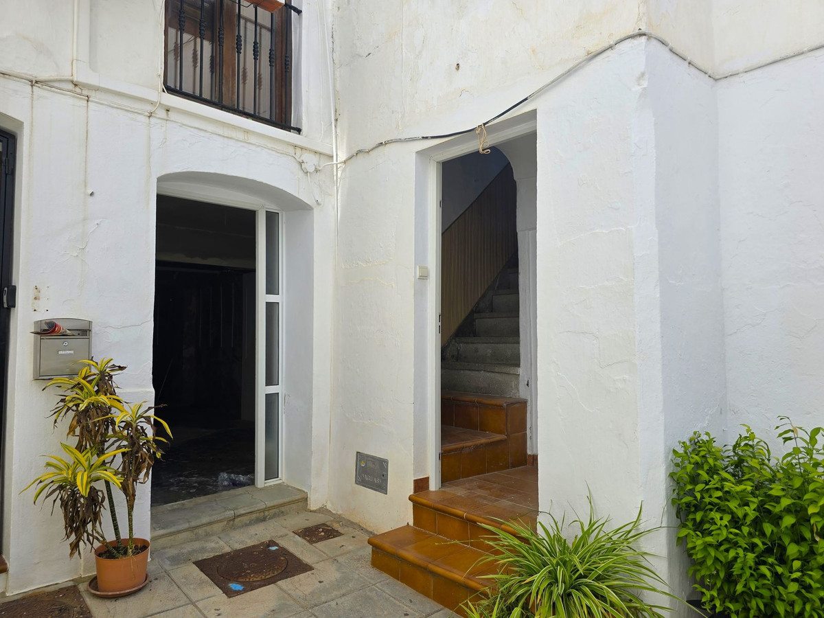 Te koop Herenhuis Costa Del Sol Cómpeta € 210.000,-