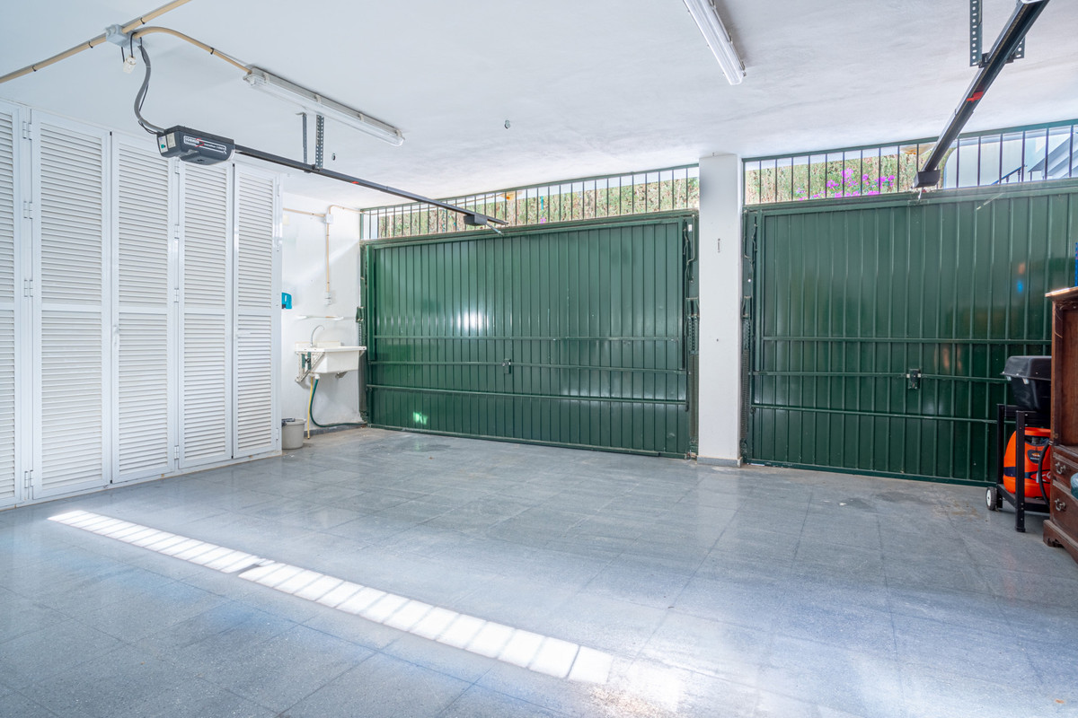 Te koop Half vrijstaand huis Costa Del Sol Riviera Del Sol € 700.000,-