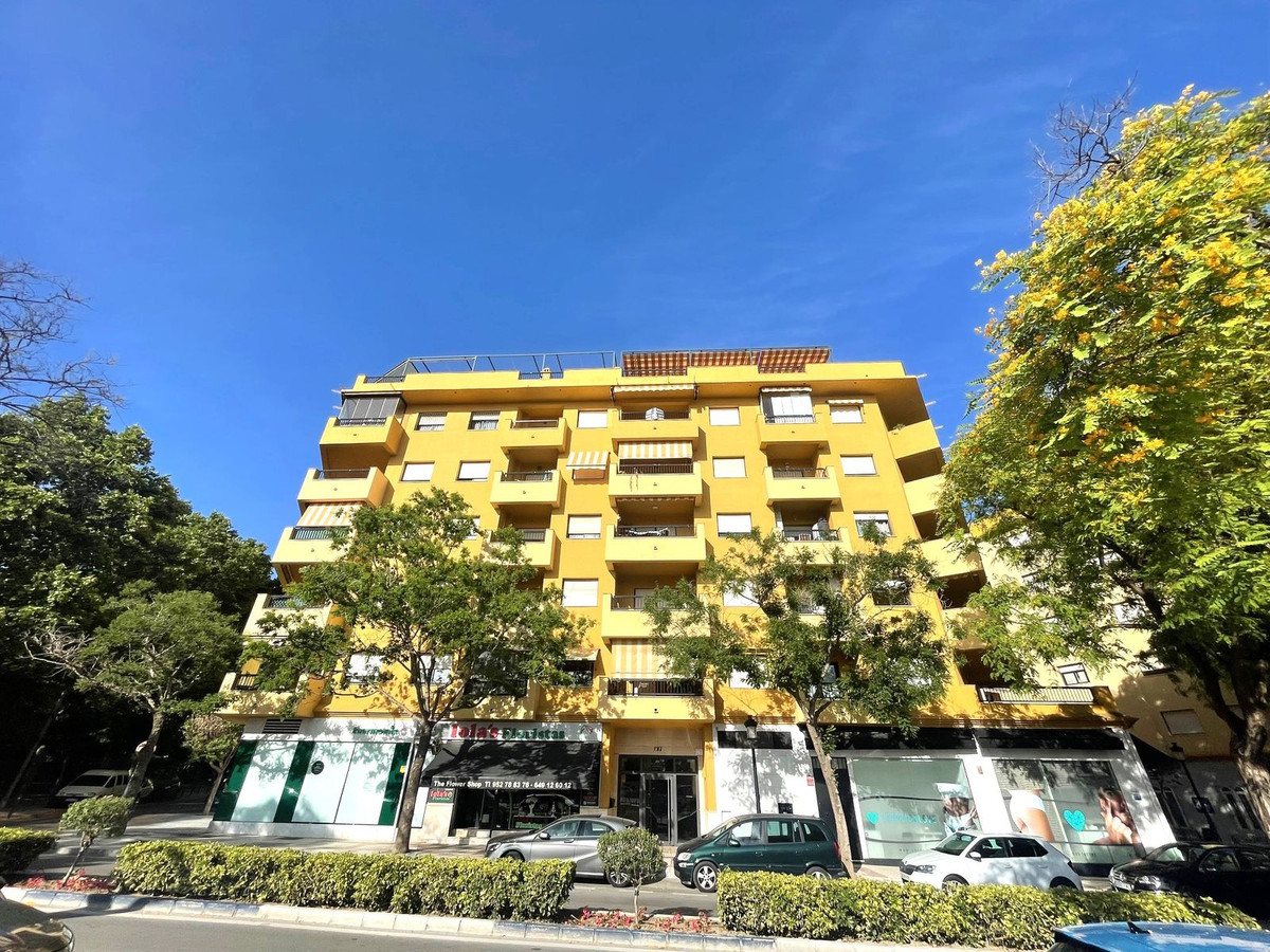 Te koop Middle Floor Apartment Costa Del Sol San Pedro De Alcántara € 455.000,-