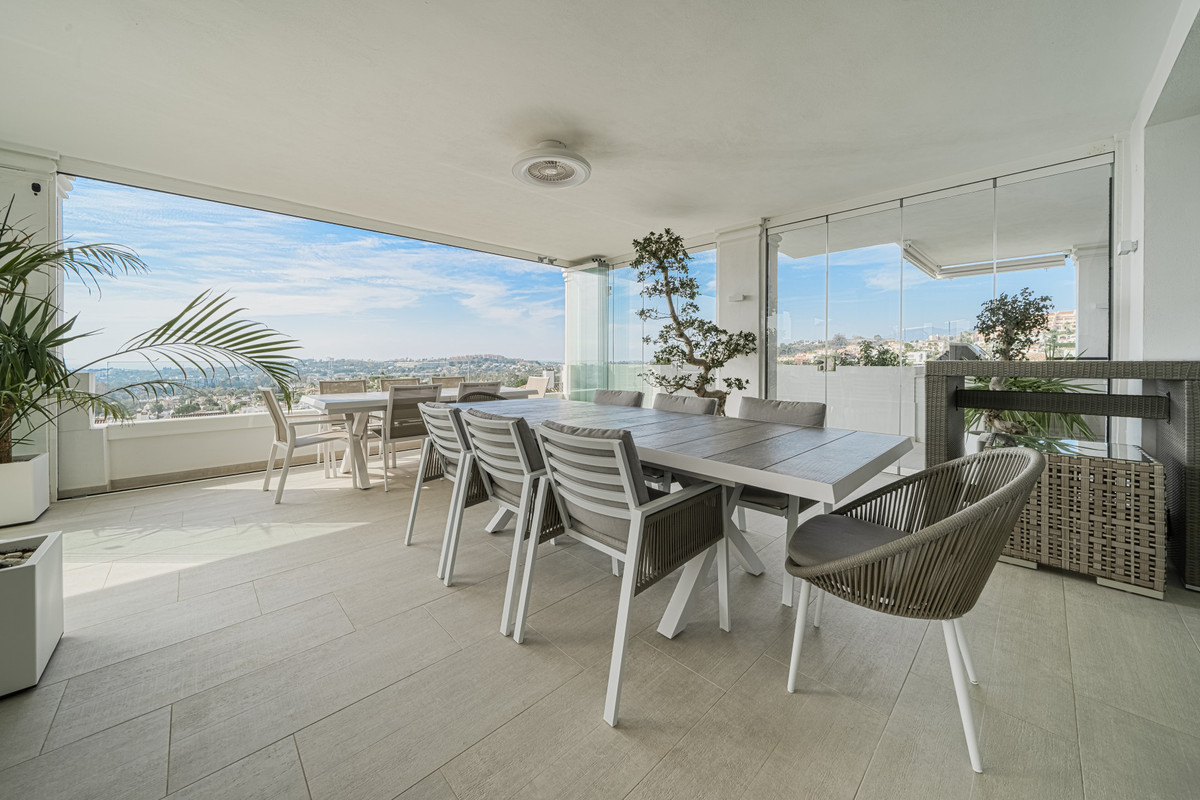 Te koop Middle Floor Apartment Costa Del Sol Aloha € 4.300.000,-