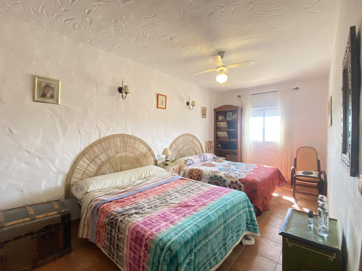 Te koop Vrijstaande Villa Costa Del Sol Frigiliana € 350.000,-