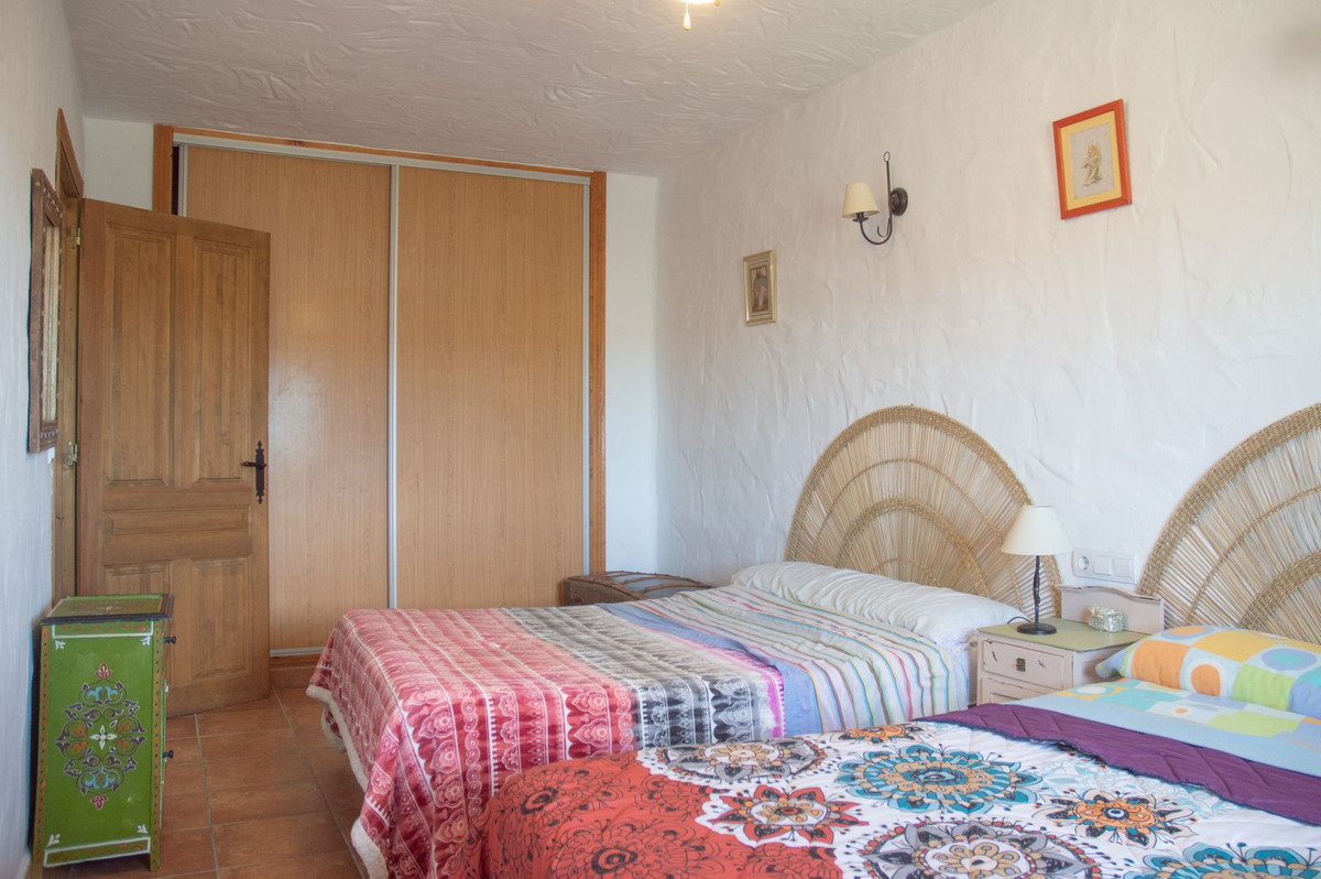 Te koop Vrijstaande Villa Costa Del Sol Frigiliana € 350.000,-