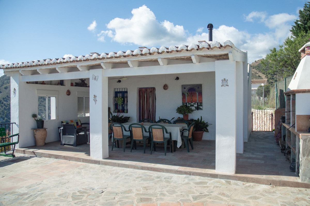 Te koop Vrijstaande Villa Costa Del Sol Frigiliana € 350.000,-