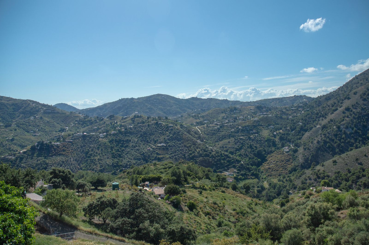 Te koop Vrijstaande Villa Costa Del Sol Frigiliana € 350.000,-