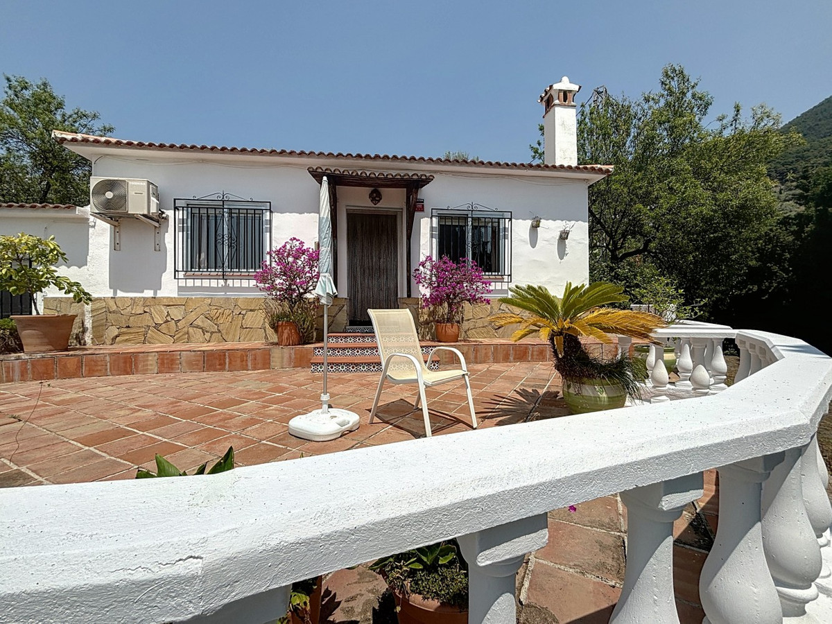 Te koop Vrijstaande Villa Costa Del Sol Alcaucín € 334.000,-
