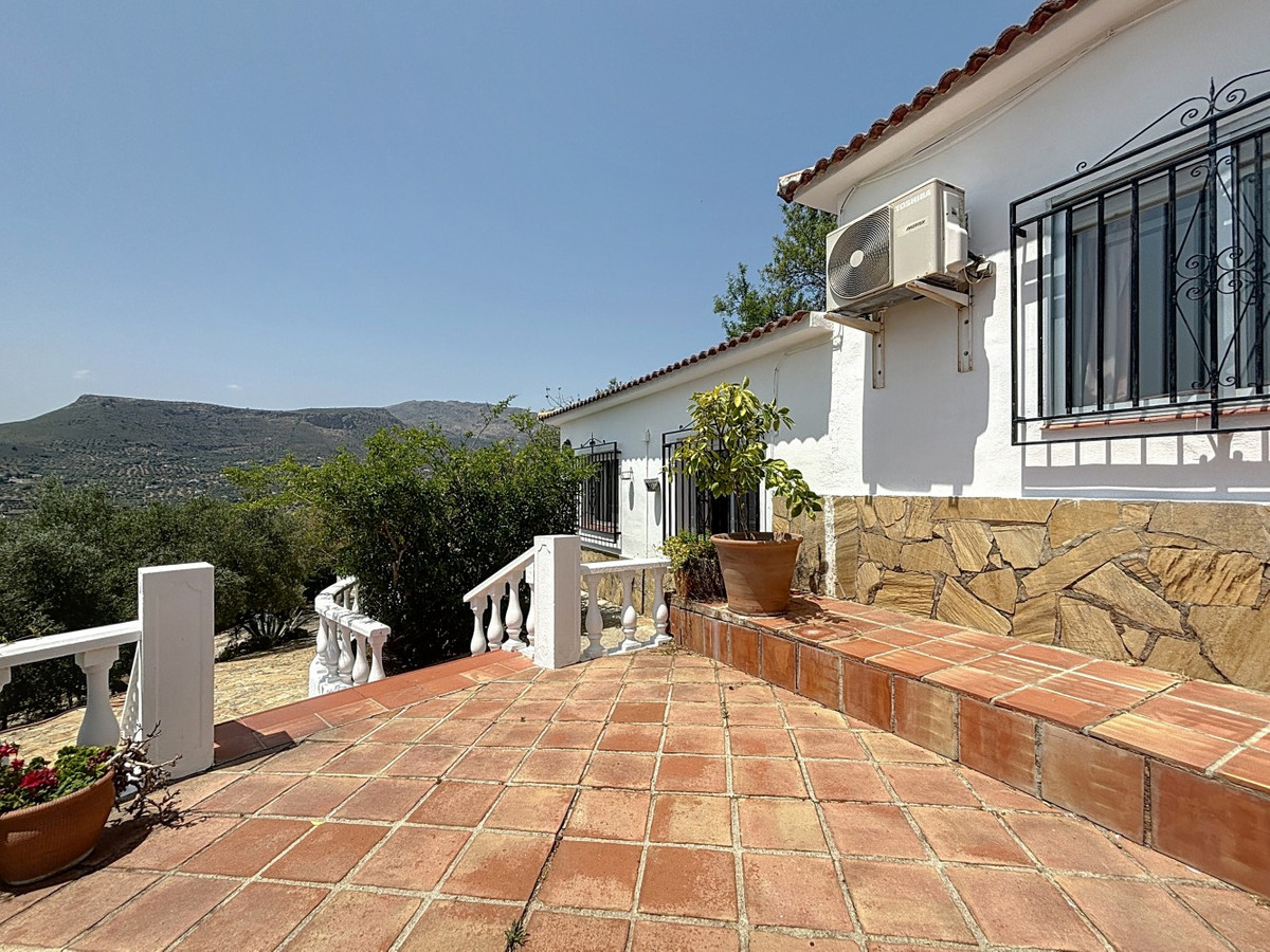 Te koop Vrijstaande Villa Costa Del Sol Alcaucín € 334.000,-
