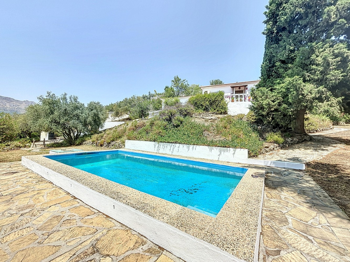 Te koop Vrijstaande Villa Costa Del Sol Alcaucín € 334.000,-