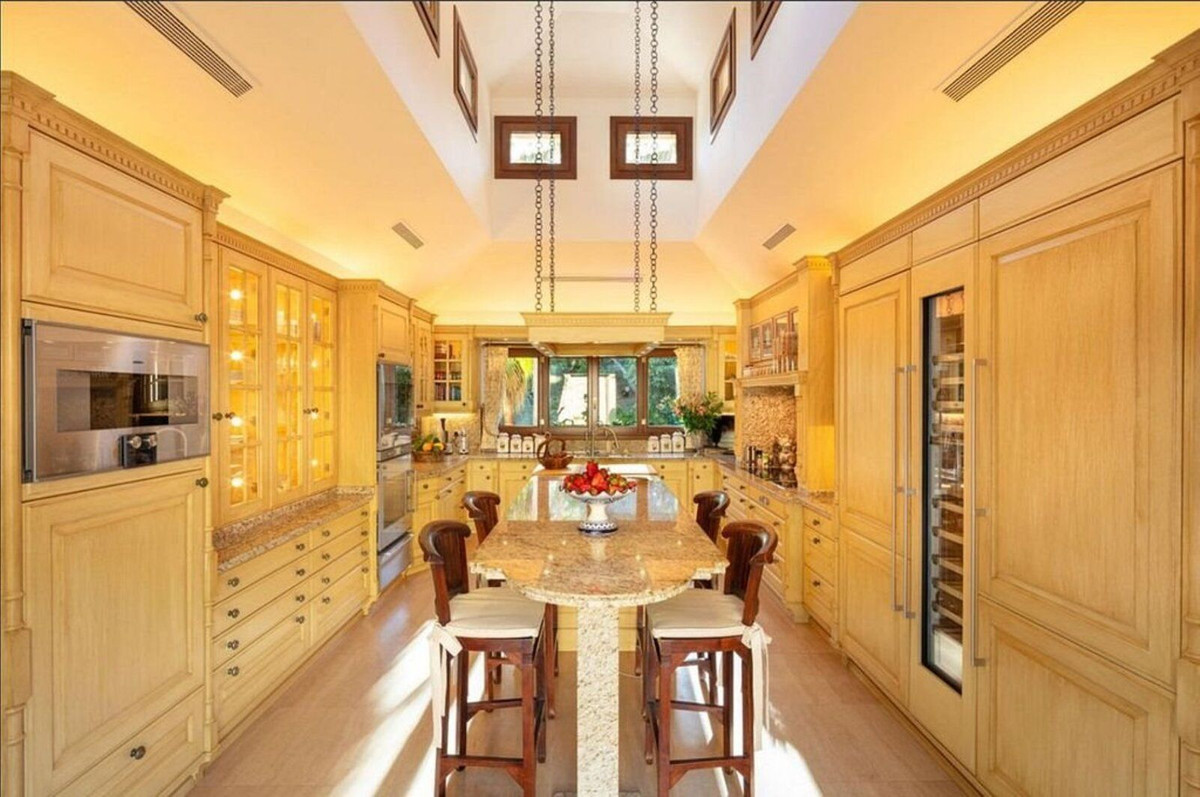 Te koop Vrijstaande Villa Costa Del Sol The Golden Mile € 8.900.000,-