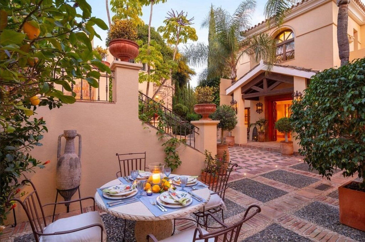 Te koop Vrijstaande Villa Costa Del Sol The Golden Mile € 8.900.000,-