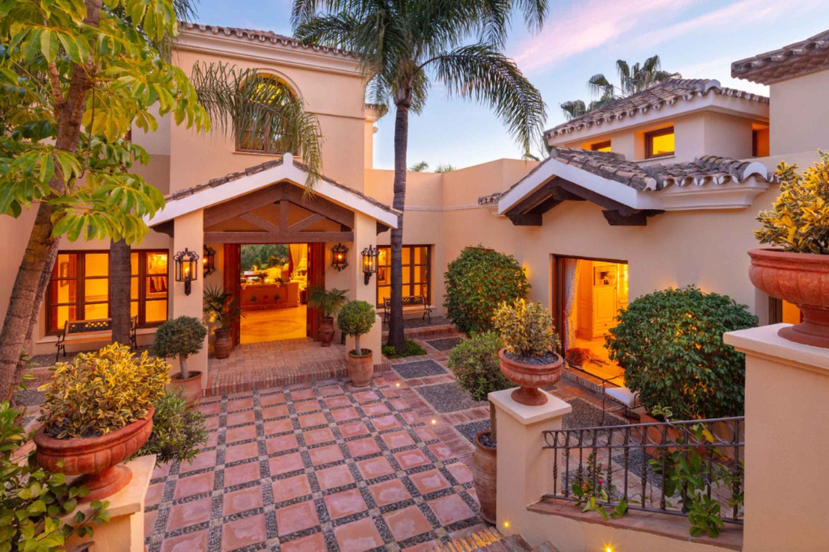 Te koop Vrijstaande Villa Costa Del Sol The Golden Mile € 8.900.000,-