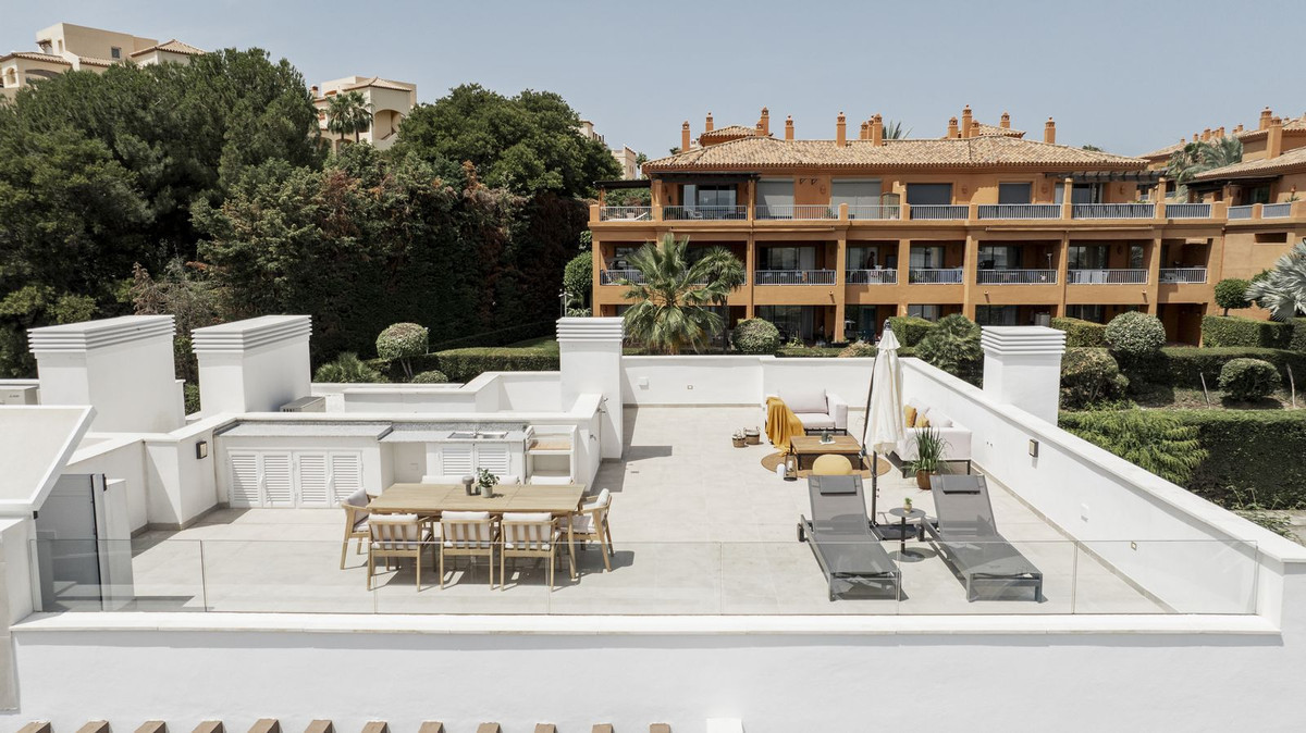 Te koop Penthouse Costa Del Sol Estepona € 925.000,-