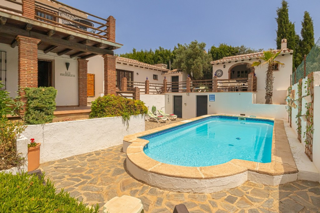 Te koop Finca - Cortijo Costa Del Sol Villanueva Del Trabuco € 375.000,-