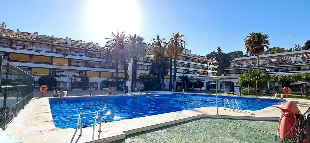 Te koop Middle Floor Apartment Costa Del Sol The Golden Mile € 369.000,-