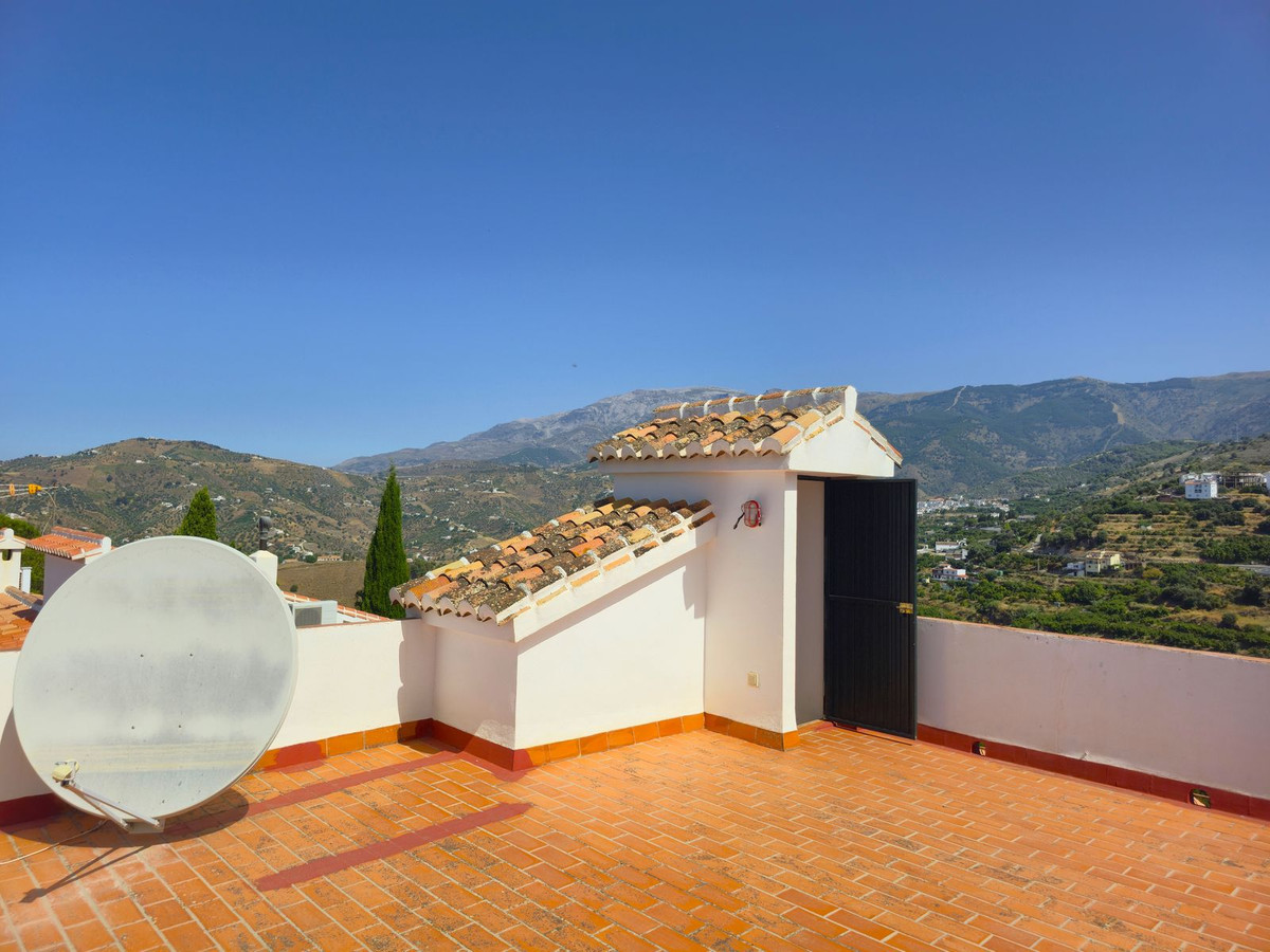 Te koop Vrijstaande Villa Costa Del Sol Cómpeta € 497.000,-